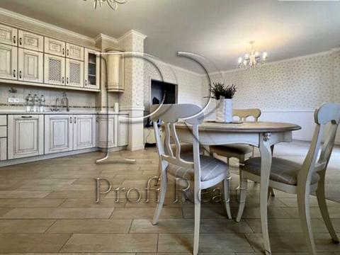 квартира за адресою Раїси Окіпної вул., 10