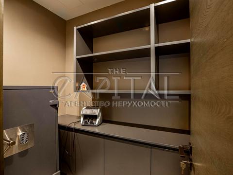 комерційна за адресою Кловський узвіз (Кловський), 7a