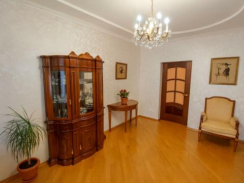 квартира за адресою Князів Острозьких вул. (Московська), 37/2