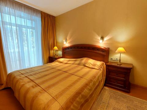 квартира за адресою Князів Острозьких вул. (Московська), 37/2