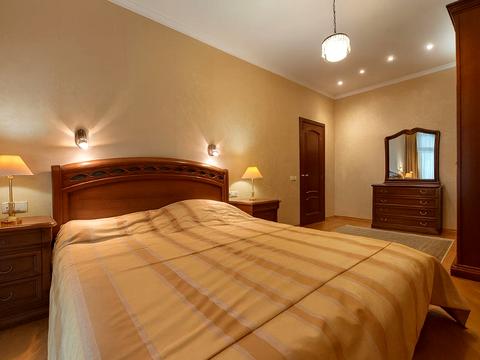 квартира за адресою Князів Острозьких вул. (Московська), 37/2