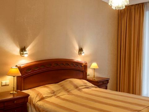 квартира за адресою Князів Острозьких вул. (Московська), 37/2