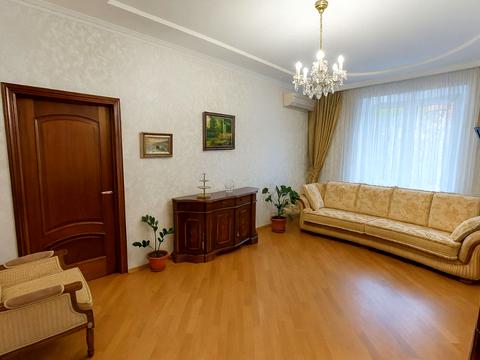 квартира за адресою Князів Острозьких вул. (Московська), 37/2