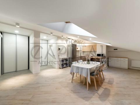 квартира за адресою Дегтярна вул., 10