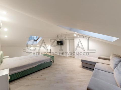 квартира за адресою Дегтярна вул., 10