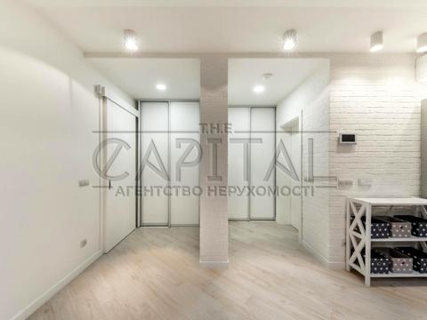 квартира за адресою Дегтярна вул., 10