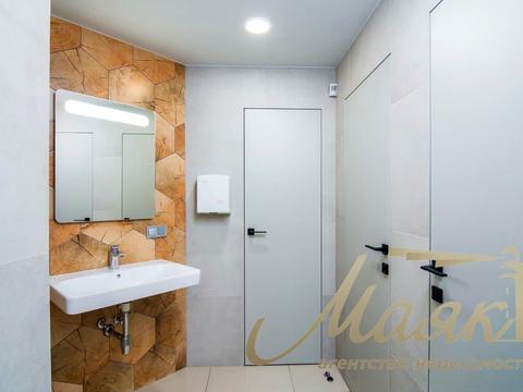 комерційна за адресою Спортивна пл., 3