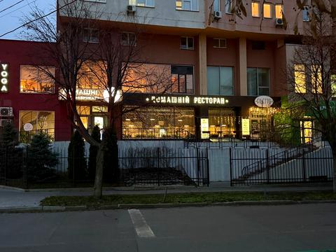 комерційна за адресою Київ, Федора Ернста вул., 16-В