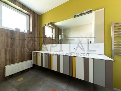 квартира за адресою Київ, Ділова вул. (Димитрова), 4