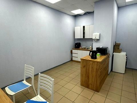 комерційна за адресою Олександра Мишуги вул., 2