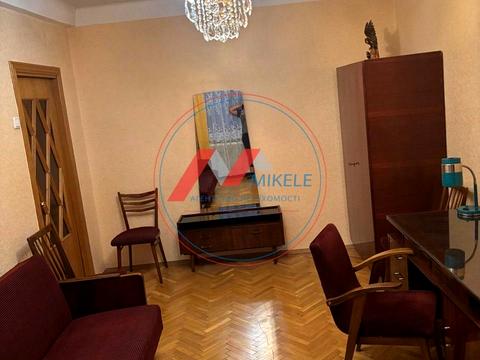 квартира за адресою Глібова вул., 12