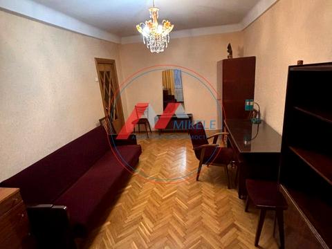 квартира за адресою Глібова вул., 12