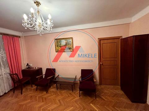 квартира за адресою Глібова вул., 12