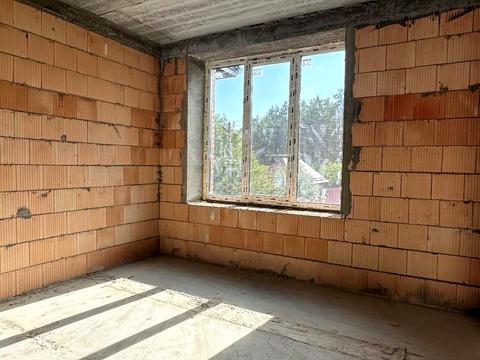 будинок за адресою Миколи Руденка вул. (Руденка)