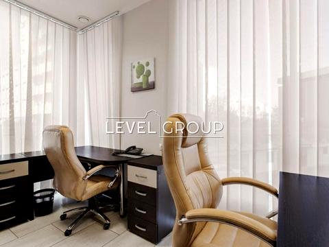 комерційна за адресою Валерія Лобановського просп. (Червонозоряний), 4-Б