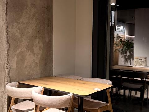 коммерческая по адресу Салютная ул., 2к6