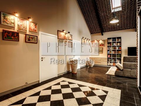 дом по адресу вул. Стоянська, 8/1