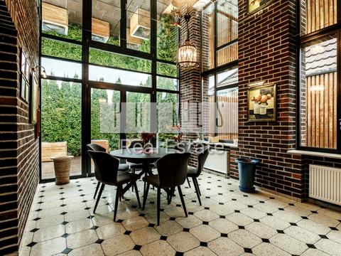 дом по адресу вул. Стоянська, 8/1