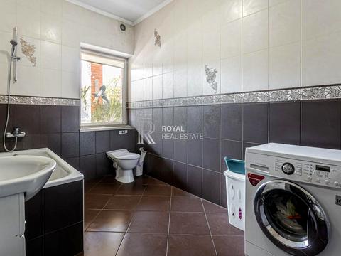 дом по адресу 2-га Садова ул.