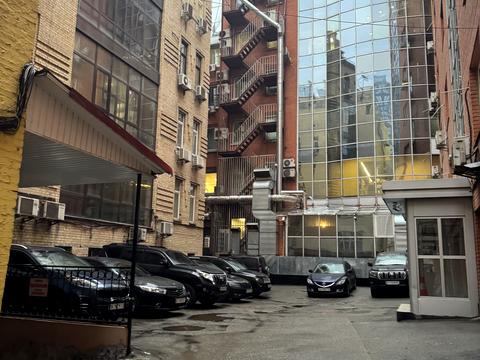 коммерческая по адресу Жилянская ул., 5Б