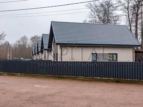 будинок за адресою с. Вишеньки, Козацька