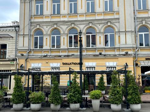 комерційна за адресою Петра Сагайдачного вул., 12