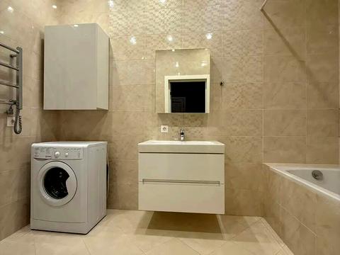 квартира за адресою Андрія Верхогляда вул. (Михайла Драгомирова), 2-А