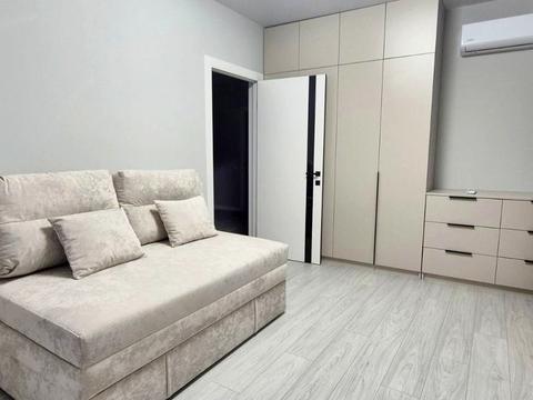 квартира за адресою Олександра Олеся вул., 3