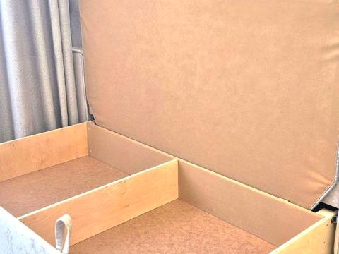 квартира по адресу Олександра Олеся ул., 3