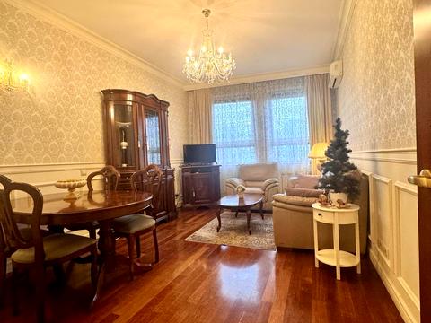 квартира за адресою Шота Руставелі вул., 44
