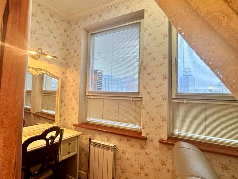 квартира за адресою Шота Руставелі вул., 44