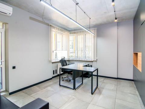 коммерческая по адресу Саксаганского ул., 37-К