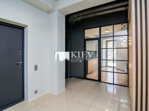 коммерческая по адресу Спортивная пл., 1