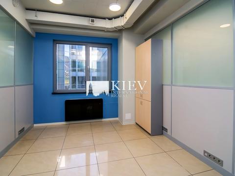 коммерческая по адресу Спортивная пл., 1