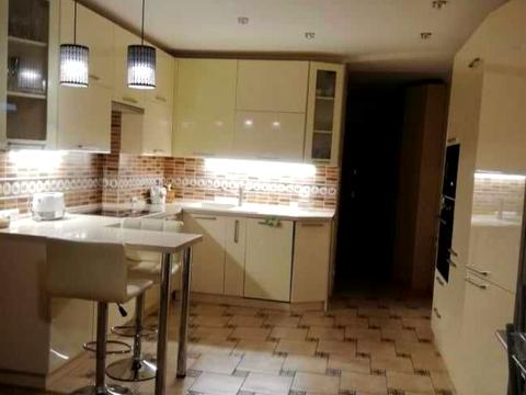 квартира по адресу Верховинная ул., 41