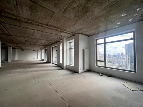 комерційна за адресою Антоновича вул. (Горького), 118