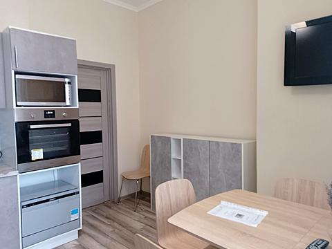 квартира за адресою Кирило-Мефодіївська вул., 2