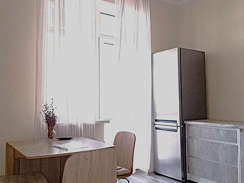 квартира за адресою Кирило-Мефодіївська вул., 2