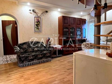 будинок за адресою Святотроїцька