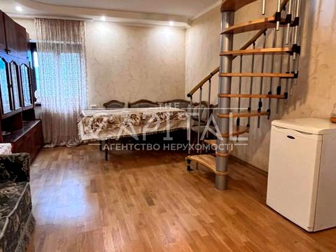 будинок за адресою Святотроїцька