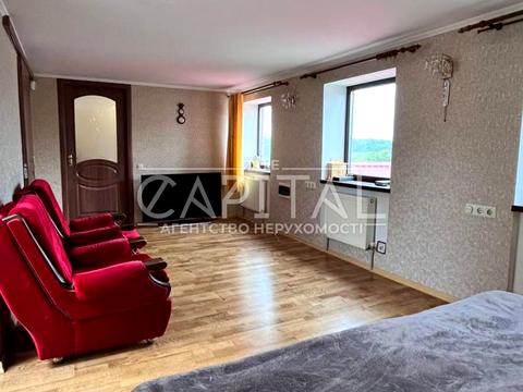 будинок за адресою Святотроїцька