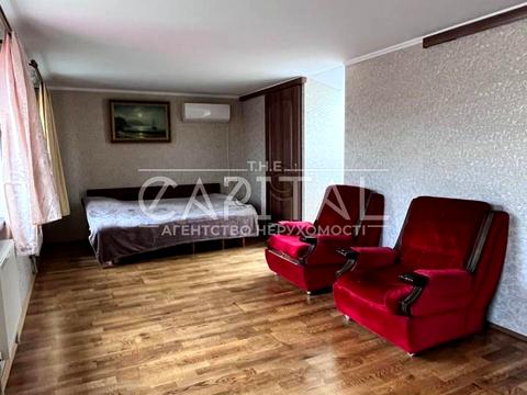 будинок за адресою Святотроїцька