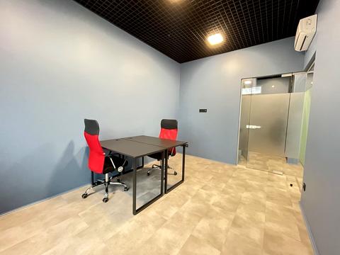 комерційна за адресою Жилянська вул., 68