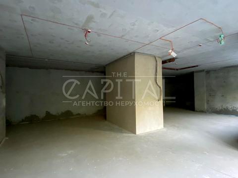 комерційна за адресою Загорівська вул. (Багговутівська), 1-А