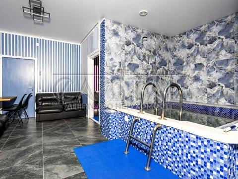 коммерческая по адресу Мрии ул. (Академика Туполева), 18-Д