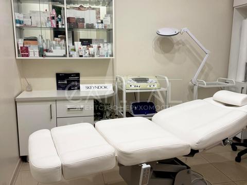 комерційна за адресою Мокра вул. (Кудряшова), 5-А