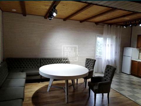 будинок за адресою Центральна вул.