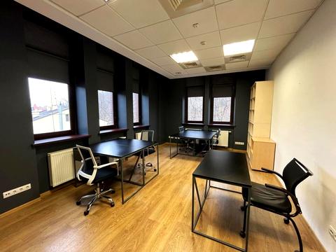 комерційна за адресою Воздвиженська вул., 41