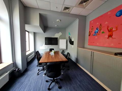 комерційна за адресою Воздвиженська вул., 41