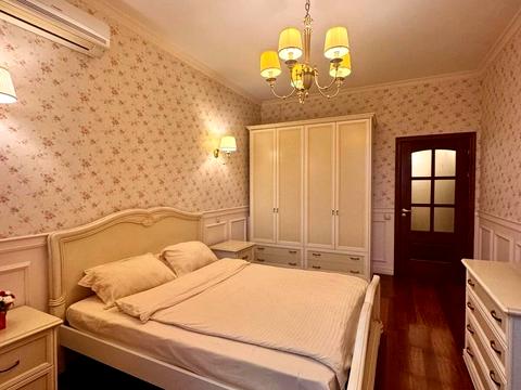 квартира за адресою Шота Руставелі вул., 44